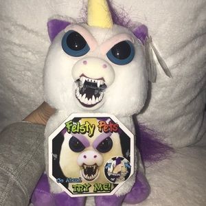 feisty pets toy - FREE WITH ANY BUNDLE OVER $25